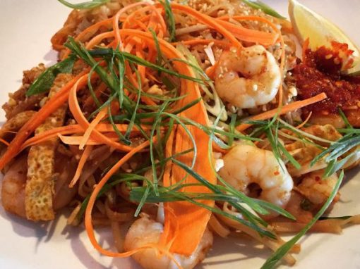 Chicken & Shrimp Pad Thai (@FoodieAndFamily)